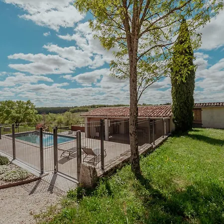 46 * Le Montat