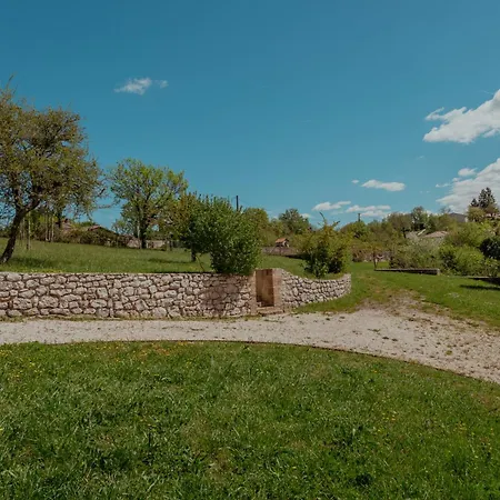 Prázdninový dům 46 Le Montat